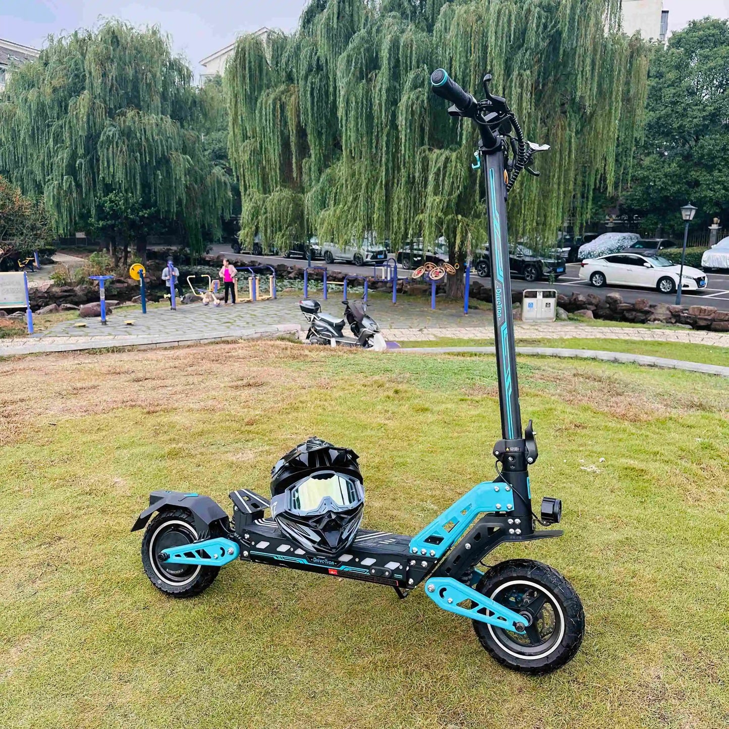 DriveTron DT10 Off Road Electric Scooter 31mph 48V Battery